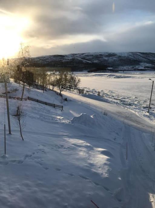 Trivelig Fritidshus Pa Arnes, Senja Straumstad Экстерьер фото