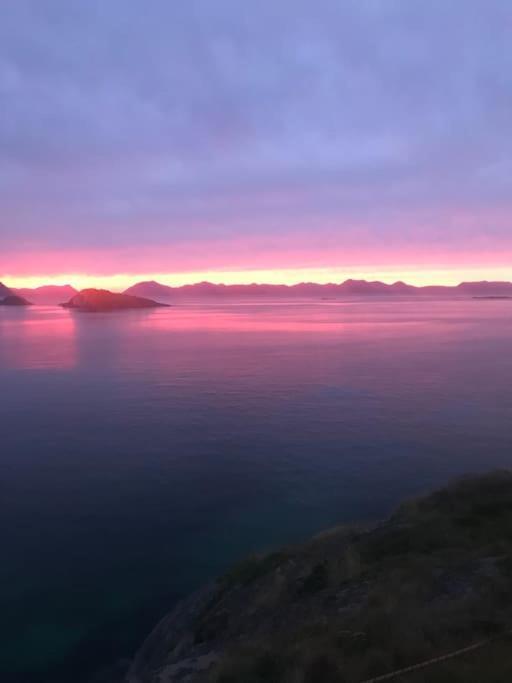 Trivelig Fritidshus Pa Arnes, Senja Straumstad Экстерьер фото